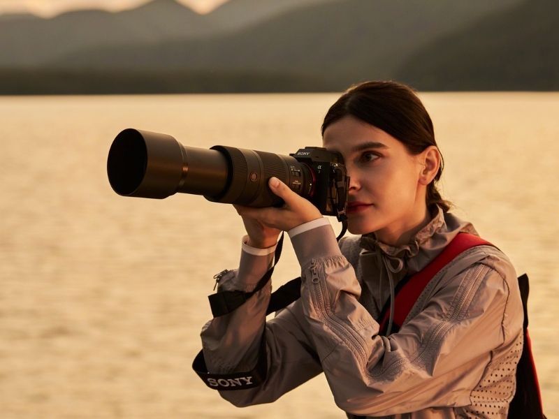 Sony'den Yeni Kompakt Süper Telefoto Zoom Lens: FE 100-400mm F5.6-8 OSS