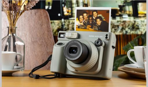 FUJIFILM'in Yeni Ürünü instax WIDE 400™ Ve Yenilenen Özellikleriyle instax mini LiPlay™ Satışa Sunuldu