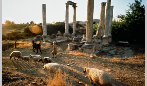 Ara Güler Müzesi ve Katar Müzeleri İş Birliği İle Museum Of Islamic Art'ta "Ara Güler'in İzinde: Fotoğrafçının Mirasına Bir Bakış" Sergisi Açılıyor